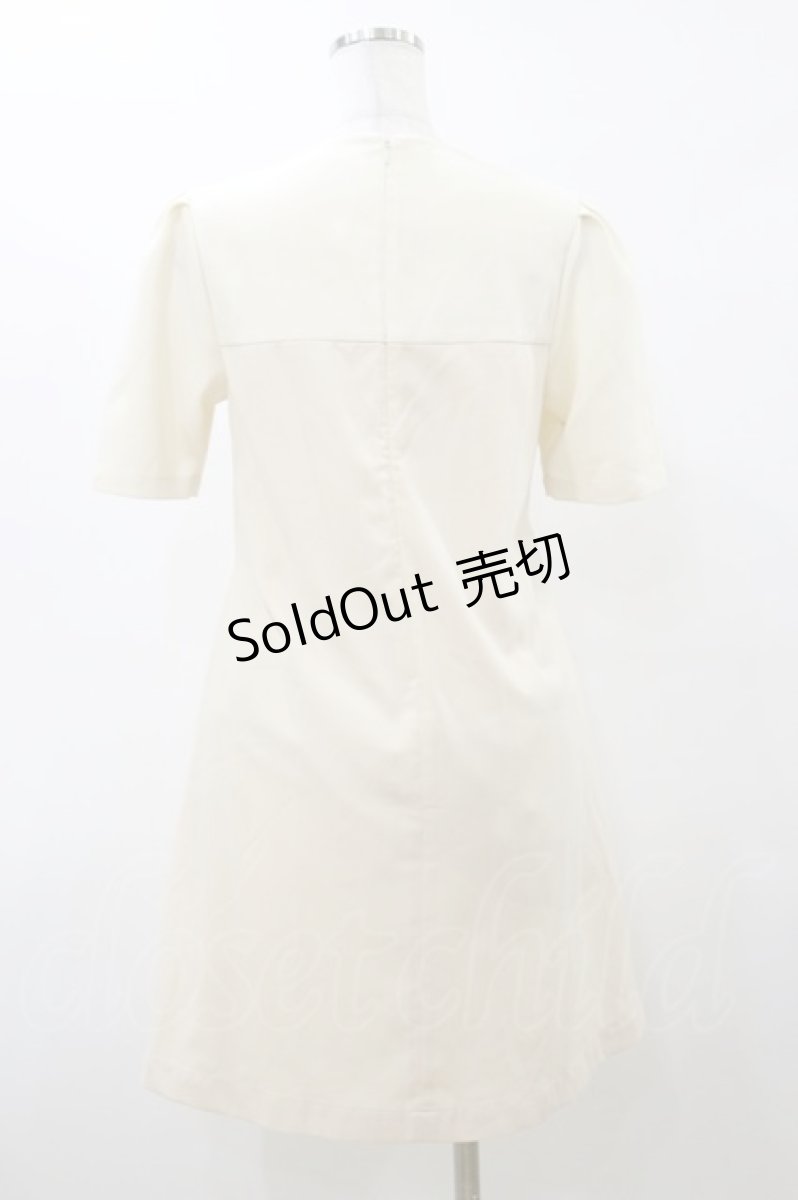 画像2: Fi.n.t / ヨーク切替ワンピース  ベージュ H-26-03-11-1083-CA-OP-ET-ZH (2)