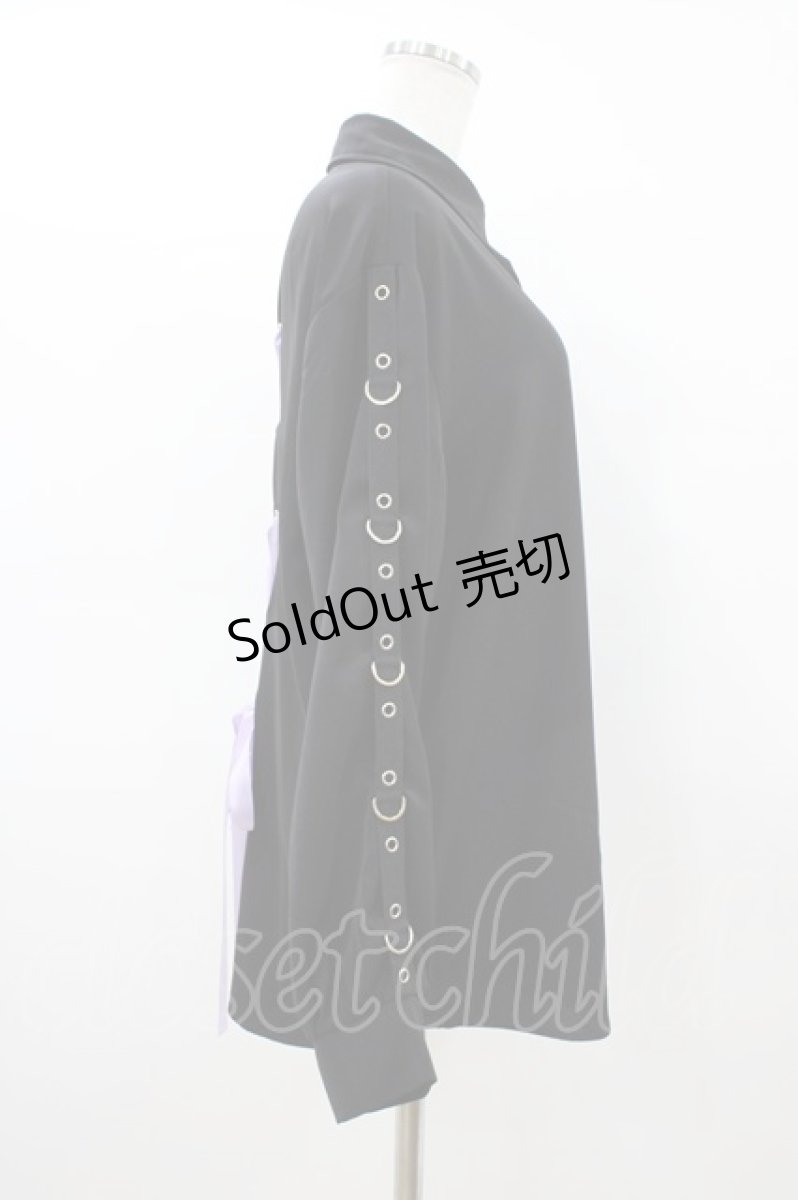 画像3: NieR Clothing / バックレースアップシャツ  黒×ラベンダー H-26-03-15-049-PU-BL-KB-ZH (3)