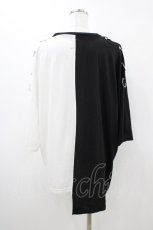 画像2: LISTEN FLAVOR / ツートンベショルダーリングアシメトップス  ブラック×ホワイト H-26-03-15-052-PU-TO-KB-ZH (2)