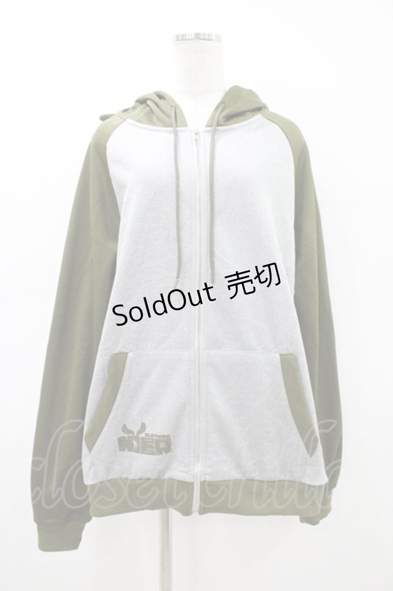 画像1: NieR Clothing / うさ耳付きTWO-TONE ZIPパーカー  カーキ×グレー H-26-03-15-056-PU-TO-KB-ZH (1)