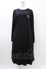 画像1: NieR Clothing / プリント切替ロングワンピース  黒 H-26-03-15-024-PU-OP-KB-ZH (1)