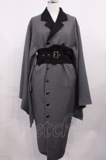 画像1: Favorite / テーラー襟着物袖タイトワンピース Free グレー H-26-03-16-1016-LO-OP-NS-ZH (1)