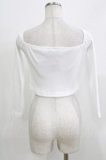 画像2: MORPH8NE / Berry off shoulder ribbed crop top  ホワイト H-26-03-22-076-PU-TO-KB-ZH (2)