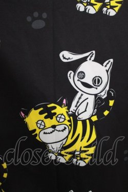 画像4: NieR Clothing / 総柄ZIPパーカー  黒 H-26-03-24-059-PU-TO-KB-ZH