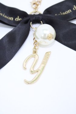 画像2: Maison de FLEUR / リボン×パールバッグチャーム  ブラック H-26-03-28-015-LO-ZA-NS-ZH