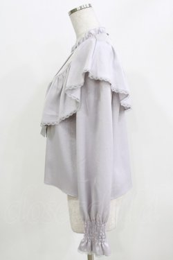 画像2: Amavel / ヨークフリルブラウス Free グレー H-26-03-29-060-CA-BL-NS-ZH