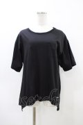 RNA AUDITION / ロゴ刺繍T-shirt  ブラック H-26-04-02-1047-0-TO-KB-ZH