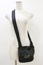 画像1: ATELIER PIERROT / ロゴ刺繍ポシェット  黒 H-26-04-04-003-EL-BG-AK-ZH (1)