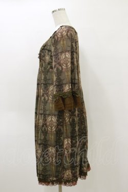 画像3: OZZ ANGELO / ヨーク切替総柄ワンピース  カーキ H-26-04-05-074-OO-OP-KB-ZH