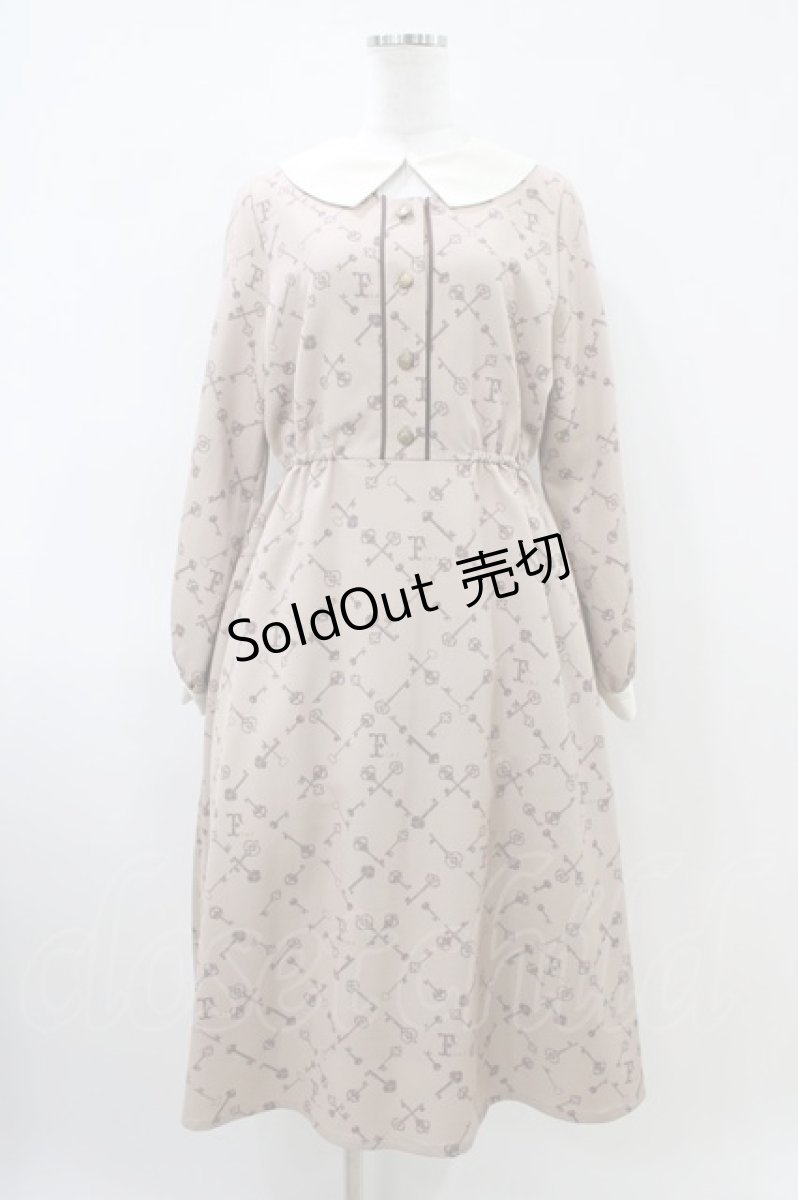 画像1: Fi.n.t / キーモチーフモノグラム柄ワンピース Free BEIGE×BR H-26-04-06-1023-CA-OP-NS-ZH (1)