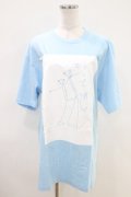 NieR Clothing / プリント半袖CUTSEW XL サックス H-26-04-09-1017-PU-TO-AK-ZH