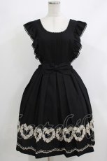 画像1: Leur Getter / フラワーハート刺繍エプロンワンピース  ブラック H-26-04-10-002-LU-OP-KB-ZH (1)