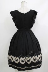 画像3: Leur Getter / フラワーハート刺繍エプロンワンピース  ブラック H-26-04-10-002-LU-OP-KB-ZH (3)