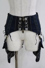 画像1: Ozz Croce / 薔薇刺繍フラップ付きコルセット  紺 H-26-04-12-050-OO-ZA-KB-ZH (1)