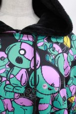 画像3: NieR Clothing / 総柄ふわもこプルパーカー F 黒×ONEくん H-26-04-15-1013-PU-TO-KB-ZTC065 (3)