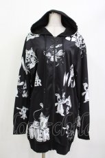 画像1: NieR Clothing / 総柄ZIPパーカー  黒×白 H-26-04-15-1019-PU-TO-KB-ZH (1)