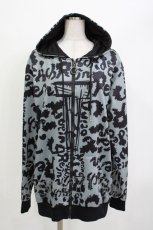 画像1: NieR Clothing / 総柄ZIPパーカー F グレー H-26-04-15-1022-PU-TO-KB-ZH (1)