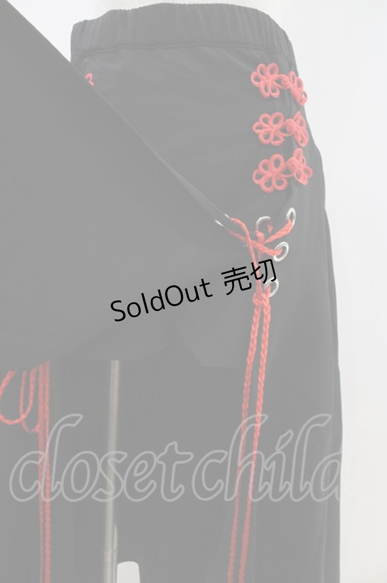 画像4: REFLEM / ダブルチャイナレイヤーショートパンツ  ブラック×レッド H-26-04-16-1031-PU-PA-KB-ZH (4)