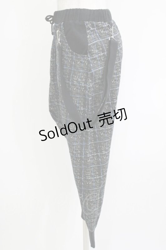 画像2: PUTUMAYO / 紋章刺繍サルエル  黒チェック H-26-04-17-029-PT-PA-AK-ZH (2)