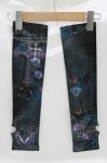 画像2: Triple fortune / プリントアームカバー  黒×ブルーローズ H-26-04-17-043-EL-ZA-KB-ZH (2)