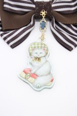 画像2: Enchantlic Enchantilly / ボンネット猫リボンブローチ  ブラウン H-26-04-19-1010-LO-AC-NS-ZH (2)