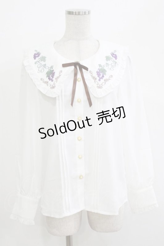 画像1: Amavel / ぶどう刺繍入りリボンブローチ付ブラウス Free オフ/ブラウン H-26-04-21-043-CA-BL-NS-ZH (1)