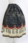 画像2: Enchantlic Enchantilly / アンティークエレガンスピアノ柄スカート Free ブラック/レッド H-26-04-21-007-LO-SK-NS-ZH (2)