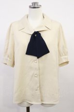 画像1: Fi.n.t / スカーフタイ付き変形衿ブラウス Free LIGHT BEIGE H-26-04-24-041-CA-BL-NS-ZH (1)