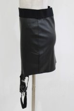 画像2: KILL STAR / Cassandra PU Mini Skirt S 黒 H-26-04-24-1031-SL-SK-KB-ZH (2)