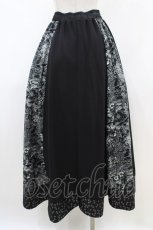 画像2: Qutie Frash / 和柄フレアロングスカート  黒 H-26-04-25-029-QU-SK-AK-ZH (2)