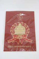 画像1: Q-pot. / 10th Anniversaryピンバッチ   H-26-04-25-008-QP-ZA-KB-ZH (1)