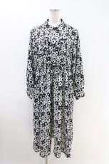 画像1: merry jenny / 2トーンフラワーシャツワンピース  ブラック H-26-04-25-1007-LO-OP-KB-ZH (1)