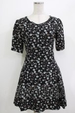 画像1: evelyn / 花柄ワンピース Free ブラック H-26-04-26-027-LO-OP-NS-ZH (1)