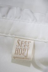 画像4: Secret Honey / スタンドカラーダブルフリルブラウス Free 白 H-26-04-27-1047-CA-BL-NS-ZH (4)