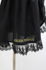 画像4: ATELIER PIERROT / ロゴ刺繍入りレースエプロン  ブラック H-26-04-29-1035-EL-ZA-KB-ZH (4)