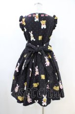 画像2: Ank Rouge / ドットぬいぐるみ柄ウエストリボンジャンパースカート M ブラック H-26-04-30-028-CA-OP-NS-ZH (2)