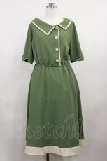 画像1: Fi.n.t / サイド衿バイカラーワンピース Free GREEN×WH H-26-05-02-005-CA-OP-NS-ZH (1)