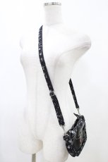 画像2: HANGRY&ANGRY / 刺繍ワッペンショルダーバッグ  黒 H-26-05-04-028-HN-BG-AK-ZH (2)
