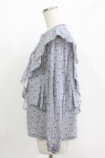 画像2: Jane Marple Dans Le Salon / Noon shoulder frill blouse  blue grey H-26-05-06-057-JM-BL-KB-ZH (2)