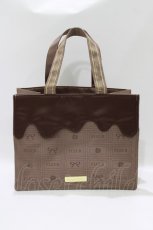 画像1: Maison de FLEUR / FLEURチョコレートスクエアトートバッグ  ブラウン H-26-05-09-057-LO-BG-NS-ZH (1)