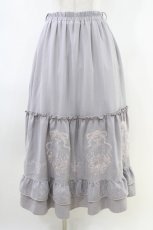 画像1: axes femme / リボンＸブーケ刺繍スカート F グレー H-26-05-10-1037-AX-SK-YZ-ZH (1)