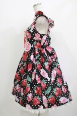 画像2: Angelic Pretty / Fresh Strawberry Diner ジャンパースカート Free ブラック H-26-05-11-007-AP-OP-NS-ZH (2)