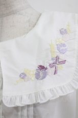 画像3: Amavel / ラプンツェル刺繍ブラウス Free 白 H-26-05-16-043-CA-BL-NS-ZH (3)