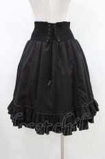 画像2: Ozz oneste / タッセルチャーム付刺繍スカート  黒 H-26-05-17-1034-OO-SK-KB-ZH (2)