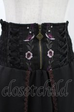 画像4: Ozz oneste / タッセルチャーム付刺繍スカート  黒 H-26-05-17-1034-OO-SK-KB-ZH (4)