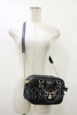 画像1: LIZ LISA / キルティングリボンチャームポシェット 幅24cm / 高さ16cm / 奥行9.5cm ブラック H-26-05-17-075-LO-BG-NS-ZH (1)