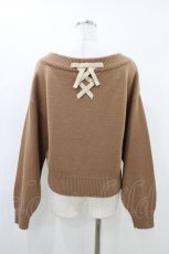 画像2: F&A / バックレースアップVネックニットプルオーバー Free BEIGE H-26-05-18-1059-LO-TO-NS-ZH (2)