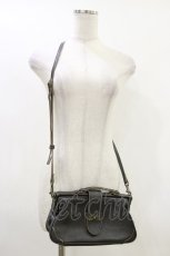 画像1: フェリシモ / 魔法部×まくらくらま 秘密の魔法工房 ミニダレスバッグ 縦約13cm、横約26.5cm、まち幅約8cm チャコール H-26-05-18-032-LO-BG-NS-ZH (1)