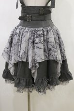 画像4: ALICE and the PIRATES / Spooky Shadow コルセットスカート Free グレー H-26-05-18-040-PA-SK-NS-ZH (4)