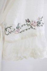 画像4: axes femme / ミュルーズ刺繍シアーガウン M 生成り H-26-05-20-047-AX-TO-NS-ZH (4)